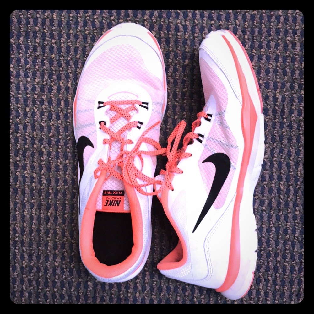 Nike Sneakers size 11.5 (women’s)